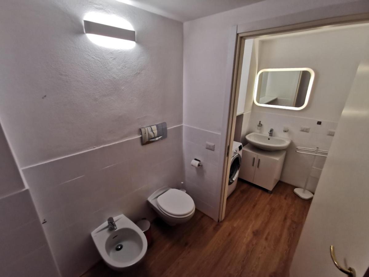 Likehome Milano - Via Scaldasole Loft Luaran gambar