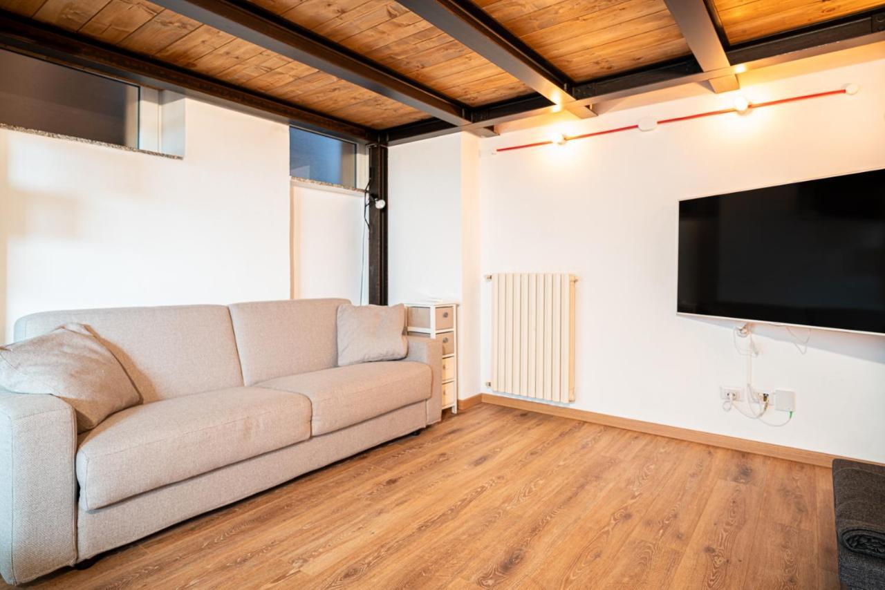 Likehome Milano - Via Scaldasole Loft Luaran gambar